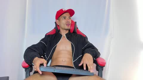 Snapshot of diego_latino chatting on 7, 4, 2026 Diego lat online show from 7, 4, 2026