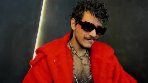 diemond_latinx98 online show from 28, 11, 2025