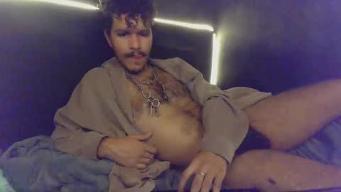 diemond_latinx98 online show from 7, 2, 2026