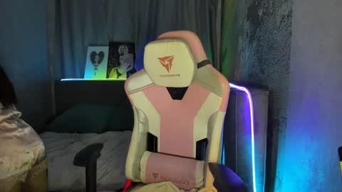 DilaraBradbury online show from 5, 12, 2024