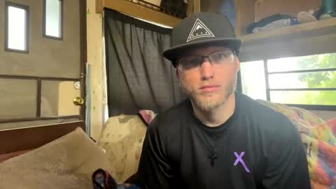 Daddy online show from 9, 6, 2026