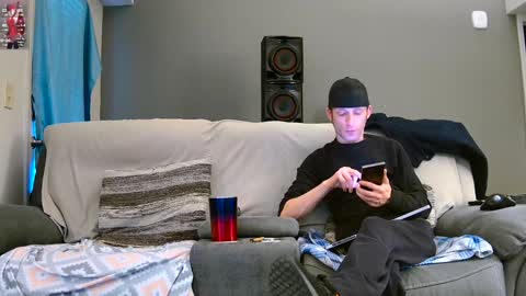 Snapshot of dilldough405 chatting on 2, 1, 2025 Dilldough405 online show from 2, 1, 2025