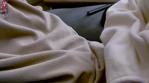 Snapshot of dilldough405 chatting on 6, 1, 2025 Dilldough405 online show from 6, 1, 2025