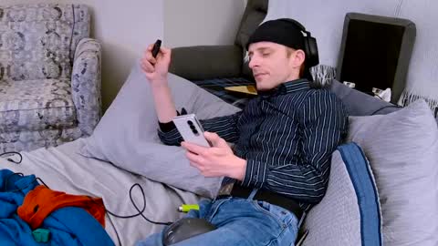 Snapshot of dilldough405 chatting on 22, 2, 2025 Dilldough405 online show from 22, 2, 2025