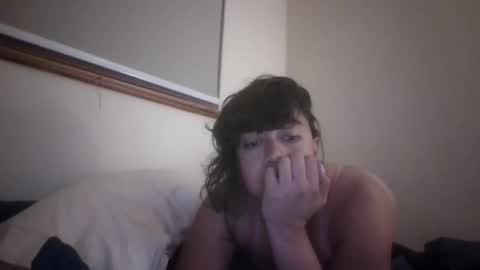 Snapshot of dimbobo2x chatting on 10, 9, 2025 Roxxie Cleopatra online show from 10, 9, 2025