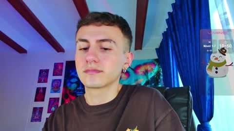 Julian Independent Model online show from 10, 12, 2024