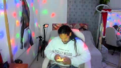 Snapshot of dimitry_muscle chatting on 6, 1, 2025 dimitry kyle mucle online show from 6, 1, 2025