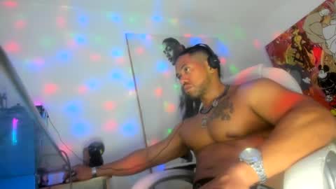 Snapshot of dimitry_muscle chatting on 24, 2, 2025 dimitry kyle mucle online show from 24, 2, 2025