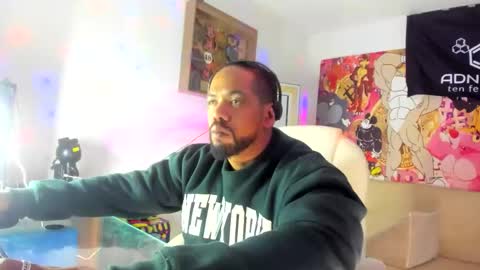 Snapshot of dimitry_muscle chatting on 5, 11, 2025 dimitry kyle mucle online show from 5, 11, 2025