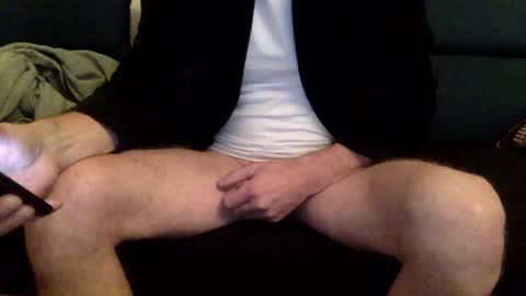 dinnerout1111 online show from 4, 1, 2025