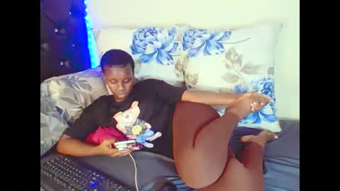 Snapshot of dinnydakrazx chatting on 7, 10, 2025 dinnydakrazx online show from 7, 10, 2025