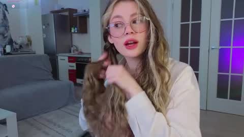 Diana online show from 31, 3, 2026