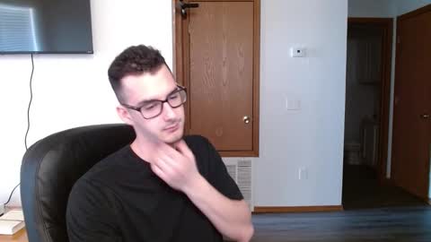 Dirk Diggler online show from 28, 2, 2025