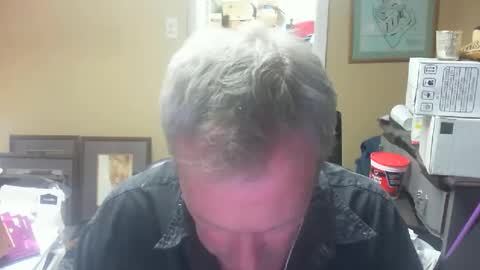 DirtkPitt Fun guy working online show from 21, 12, 2024