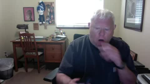 dirtrider195080438 online show from 25, 6, 2026