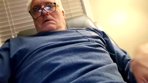 Snapshot of dirty69oldman chatting on 14, 1, 2025 dirty69oldman online show from 14, 1, 2025