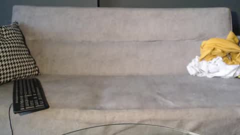 dirty_27cms online show from 15, 4, 2026