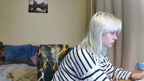 Snapshot of dirty_kiss69 chatting on 3, 12, 2025 Dirty Kiss69 online show from 3, 12, 2025