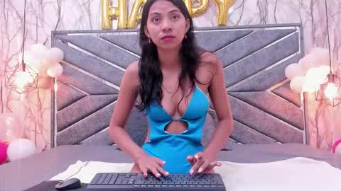 Snapshot of dirty_miia chatting on 9, 11, 2025 MIA online show from 9, 11, 2025