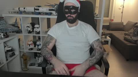 Snapshot of dirtybalws chatting on 22, 12, 2024 Robert online show from 22, 12, 2024