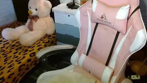 Snapshot of dirtylexa31 chatting on 10, 10, 2025 LEXA online show from 10, 10, 2025