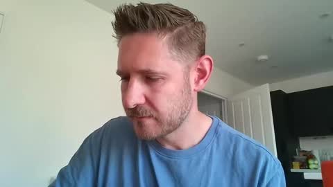Exhibitionist Ben online show from 27, 5, 2026