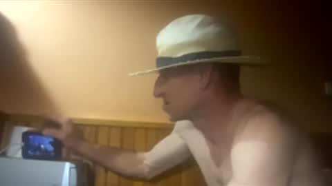 dirtyuniversal online show from 15, 4, 2026