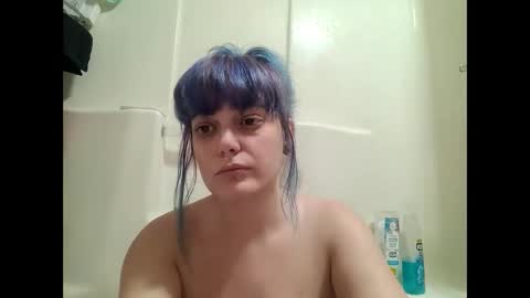 Snapshot of dirtyxhippie21 chatting on 31, 10, 2025 Crystal online show from 31, 10, 2025