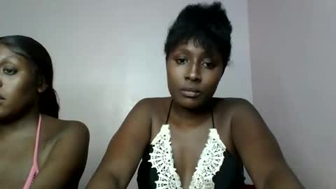 Snapshot of disah_002 chatting on 8, 3, 2025 disah_002 online show from 8, 3, 2025