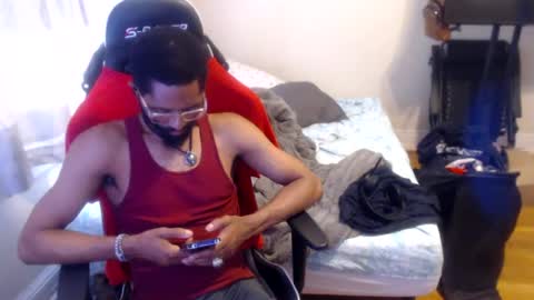Snapshot of disr3sp3ctfully_dipp3d chatting on 18, 6, 2026 Your Best Worst Nightmare online show from 18, 6, 2026
