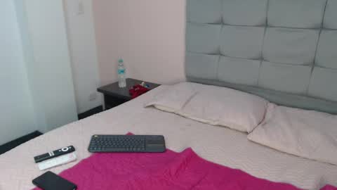 Snapshot of disyamil_pineda chatting on 21, 4, 2026 disyamil_pineda online show from 21, 4, 2026