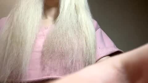 DitaMilton online show from 11, 3, 2025