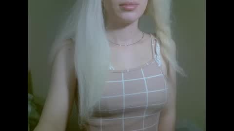 DitaMilton online show from 10, 9, 2025