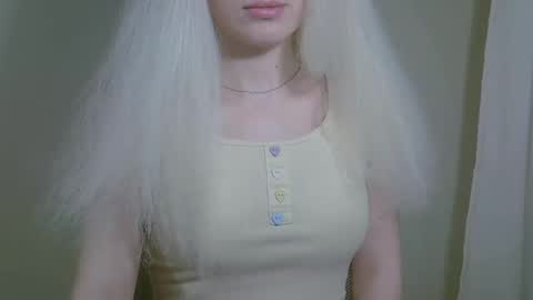 DitaMilton online show from 14, 10, 2025