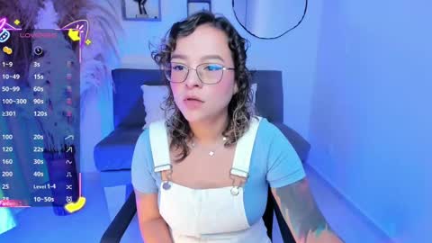 Snapshot of divine_amy chatting on 30, 9, 2025 Amy online show from 30, 9, 2025