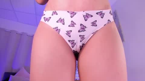 AKITA MEW MEW Follow  online show from 25, 7, 2026