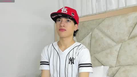 Snapshot of divine_thiagoo chatting on 17, 9, 2025 Thiago online show from 17, 9, 2025