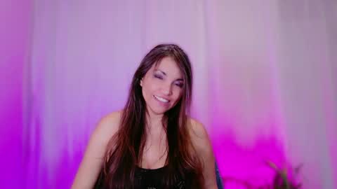 Snapshot of divinelynn chatting on 23, 1, 2025 DivineLynn online show from 23, 1, 2025