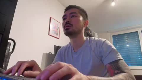 Snapshot of dixonhuang chatting on 3, 10, 2025 D online show from 3, 10, 2025