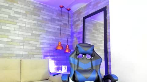 DixyPalmer online show from 6, 10, 2025