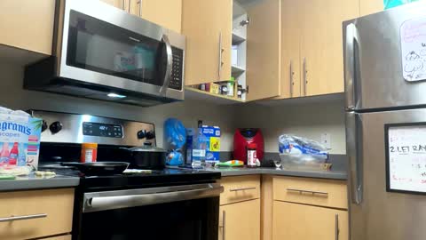 dizzinsweatyy online show from 28, 2, 2025