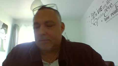 djeauzy77 online show from 17, 4, 2026