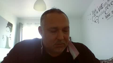 djeauzy77 online show from 21, 4, 2026