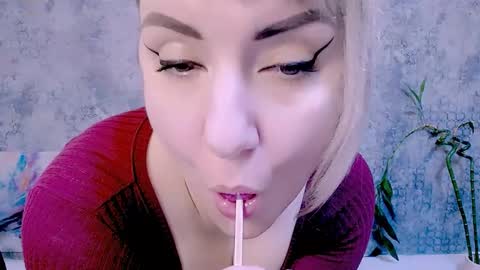 djullia online show from 28, 11, 2025