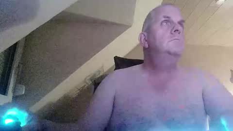 doggy2629 online show from 27, 10, 2025