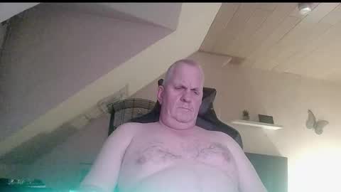 doggy2629 online show from 16, 1, 2026