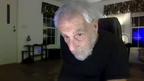 dogluc7 online show from 5, 12, 2024