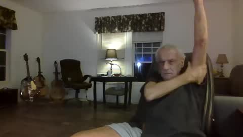 dogluc7 online show from 31, 12, 2024