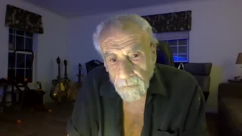 dogluc7 online show from 3, 3, 2025