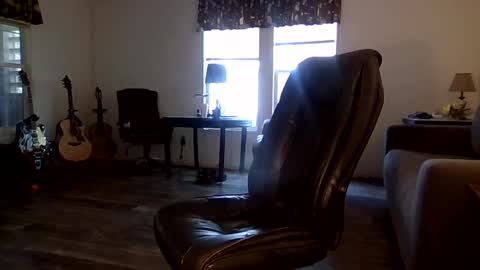 dogluc7 online show from 3, 10, 2025